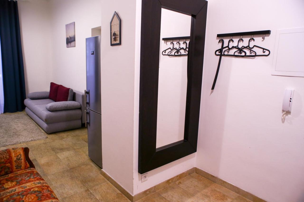Stefania Apartment Centre Praga Zewnętrze zdjęcie