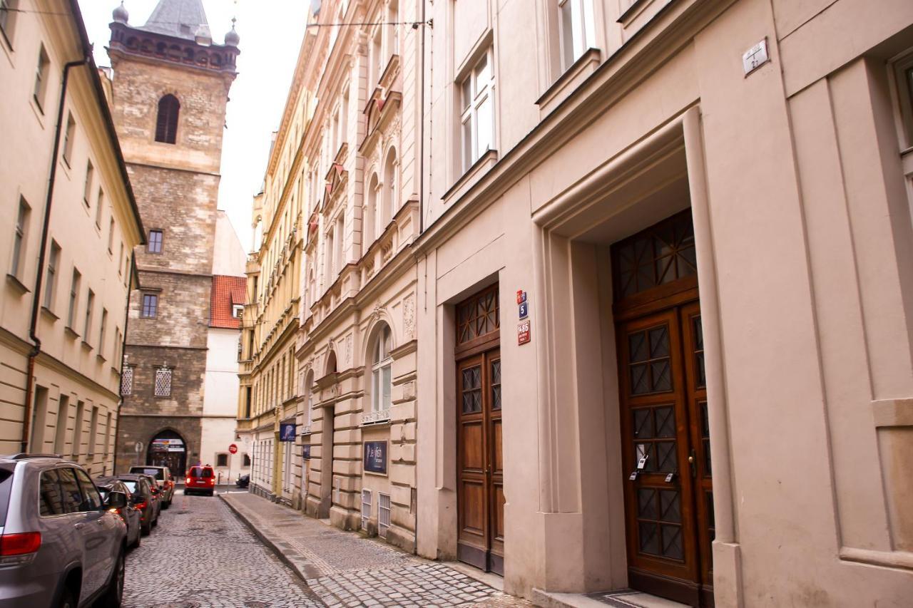 Stefania Apartment Centre Praga Zewnętrze zdjęcie