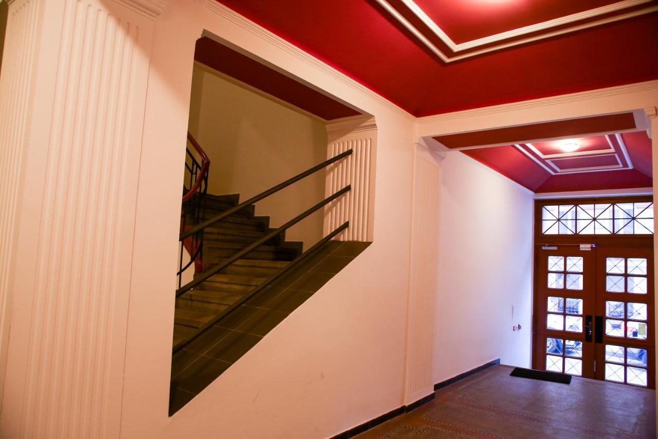 Stefania Apartment Centre Praga Zewnętrze zdjęcie